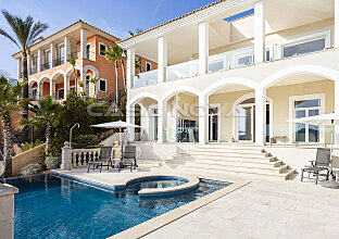 Ref. 2403308 | Premium dream villa with breathtaking sea view