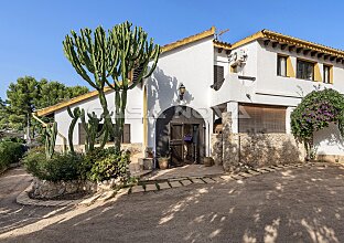 Ref. 2503610 | Maravillosa villa en una ubicación de ensueño