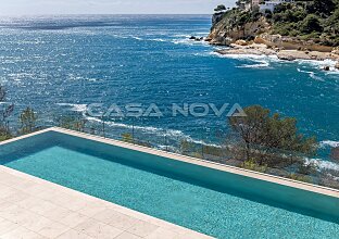 Ref. 2503597 | New-build villa with sea access