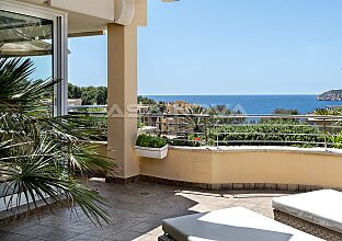 Ref. 1303621 | Penthouse with sea views and private pool