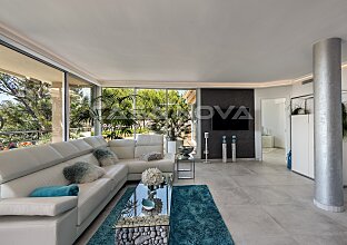 Ref. 1303621 | Ático con vistas al mar y piscina privada