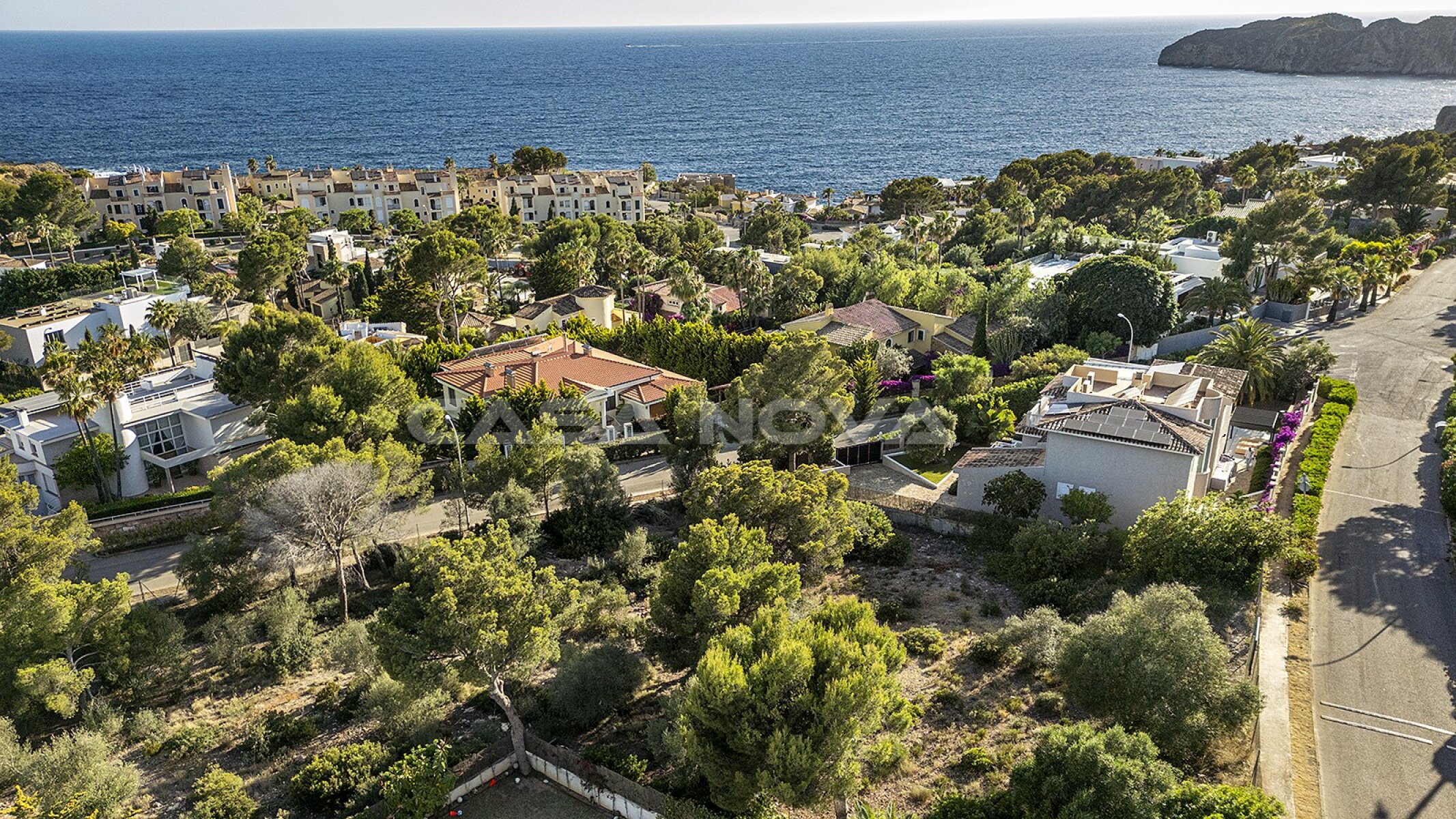 EXCLUSIVA: Solar edificable con vistas al mar