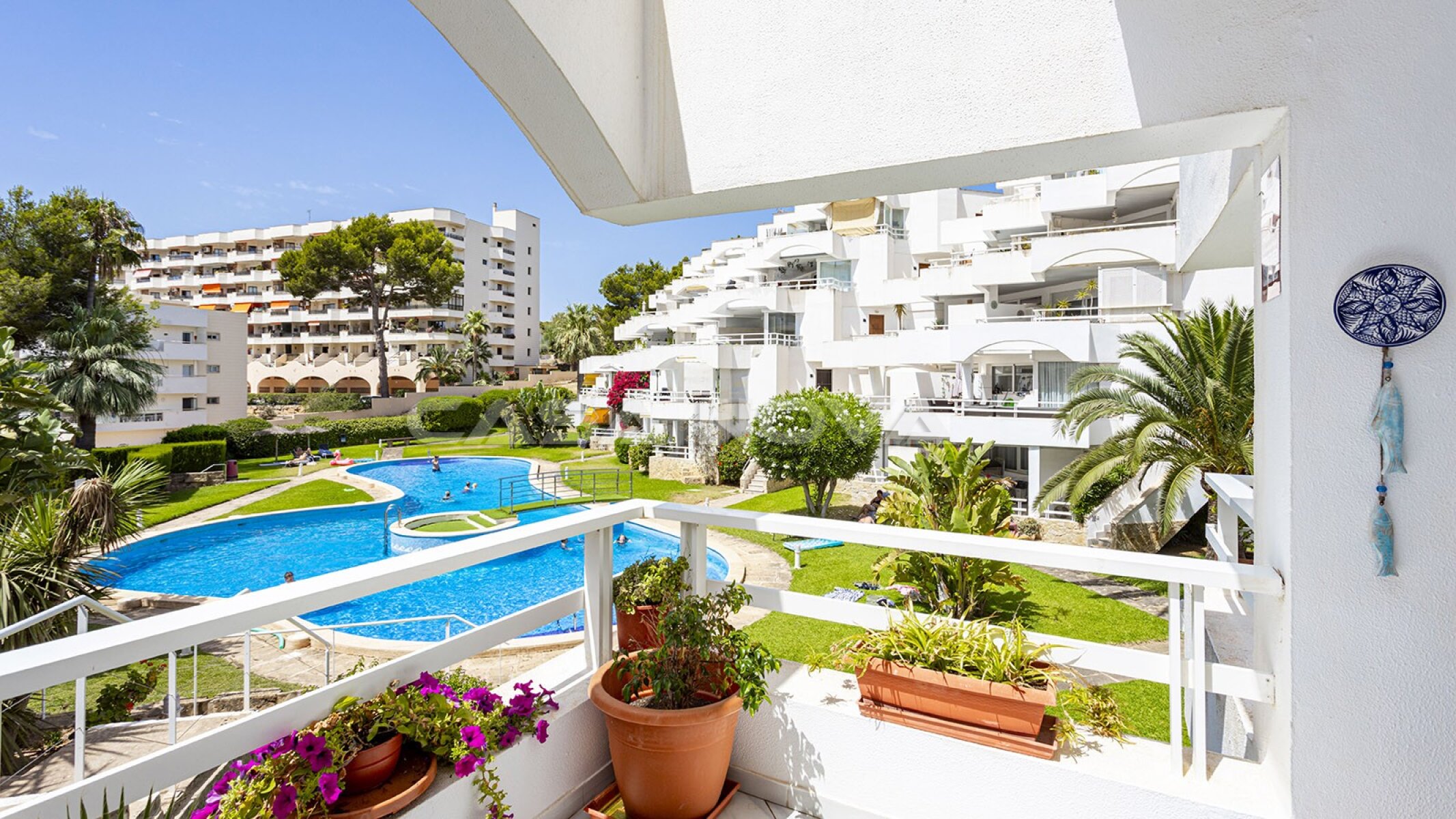 Apartment mit Teil-Meerblick und Meerzugang 