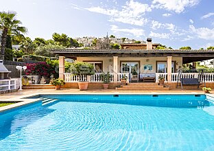 Ref. 2403645 | Charming villa in an exquisite residential area