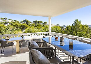 Ref. 2403663 | Exquisita villa en un entorno de ensueño con vistas a la bahía de Santa Ponsa