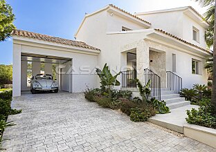 Ref. 2403567 | Newl villa in popular residential area