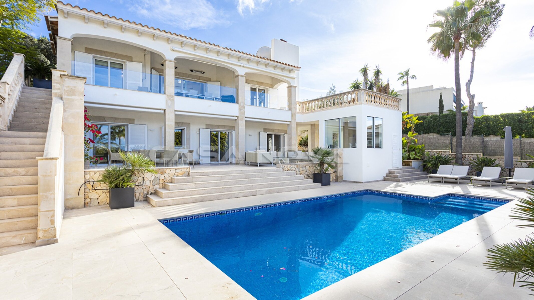 Refurnished  mediterranean villa with panoramic sea views