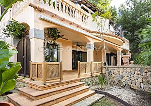 Ref. 2503676 | Mediterranean villa in exclusive complex with partial sea views 