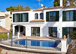 Ref. 2403689 |  Villa mit atemberaubenden Blick auf die Bucht von Camp de Mar